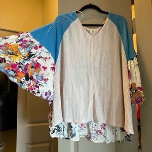 umgee women’s top - new without tags